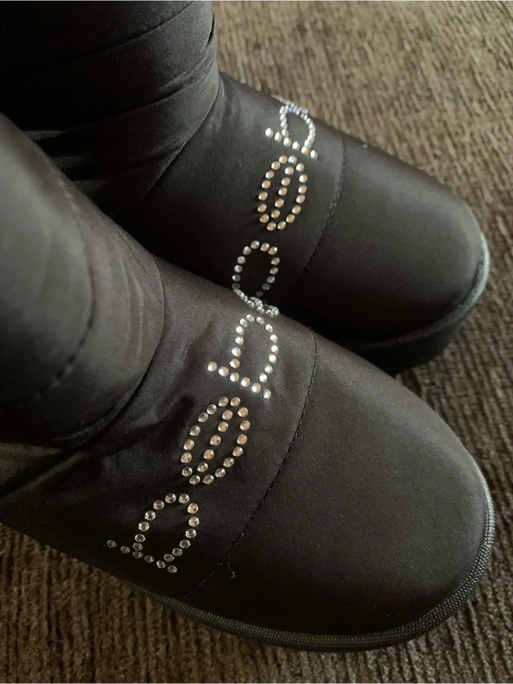 bebe stylish girls